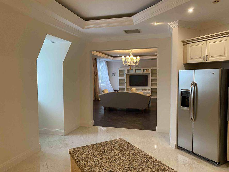 Продажа 3-комн квартиры на вторичном рынке деревня Захарово, Заречная улица,  д. 45