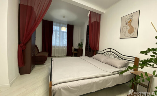 Продажа 1-комн квартиры на вторичном рынке улица Оптиков,  д. 37