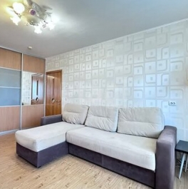 Продажа 1-комн квартиры на вторичном рынке Солидарности пр-кт,  д. 21,  к. 2