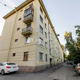 Продажа 3-комн квартиры на вторичном рынке 22-23-я линии В.О.,  д. 16 к6