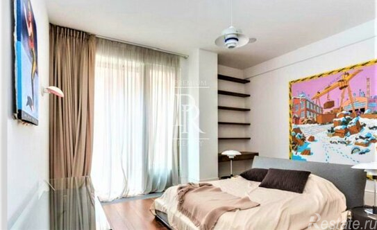 Продажа 4-комн квартиры на вторичном рынке Коробейников пер,  д. 1