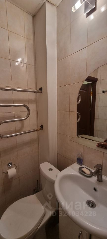 Продажа 2-комн квартиры на вторичном рынке улица Демьяна Бедного, 1К1