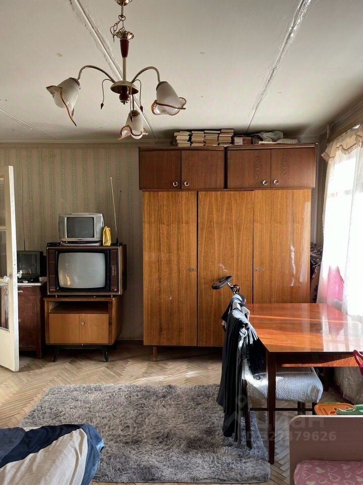 Продажа 1-комн квартиры на вторичном рынке Беломорская улица, 16