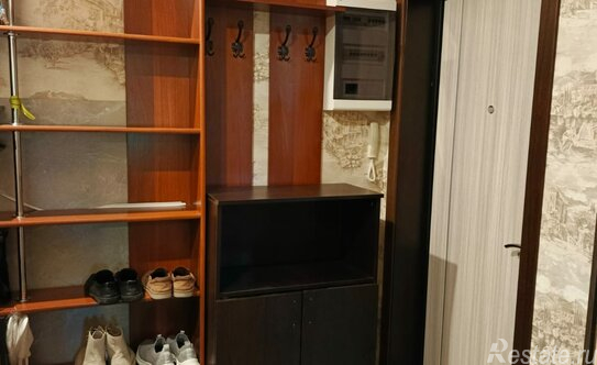 Продажа 3-комн квартиры на вторичном рынке Энергетиков пр-кт,  д. 32 к2