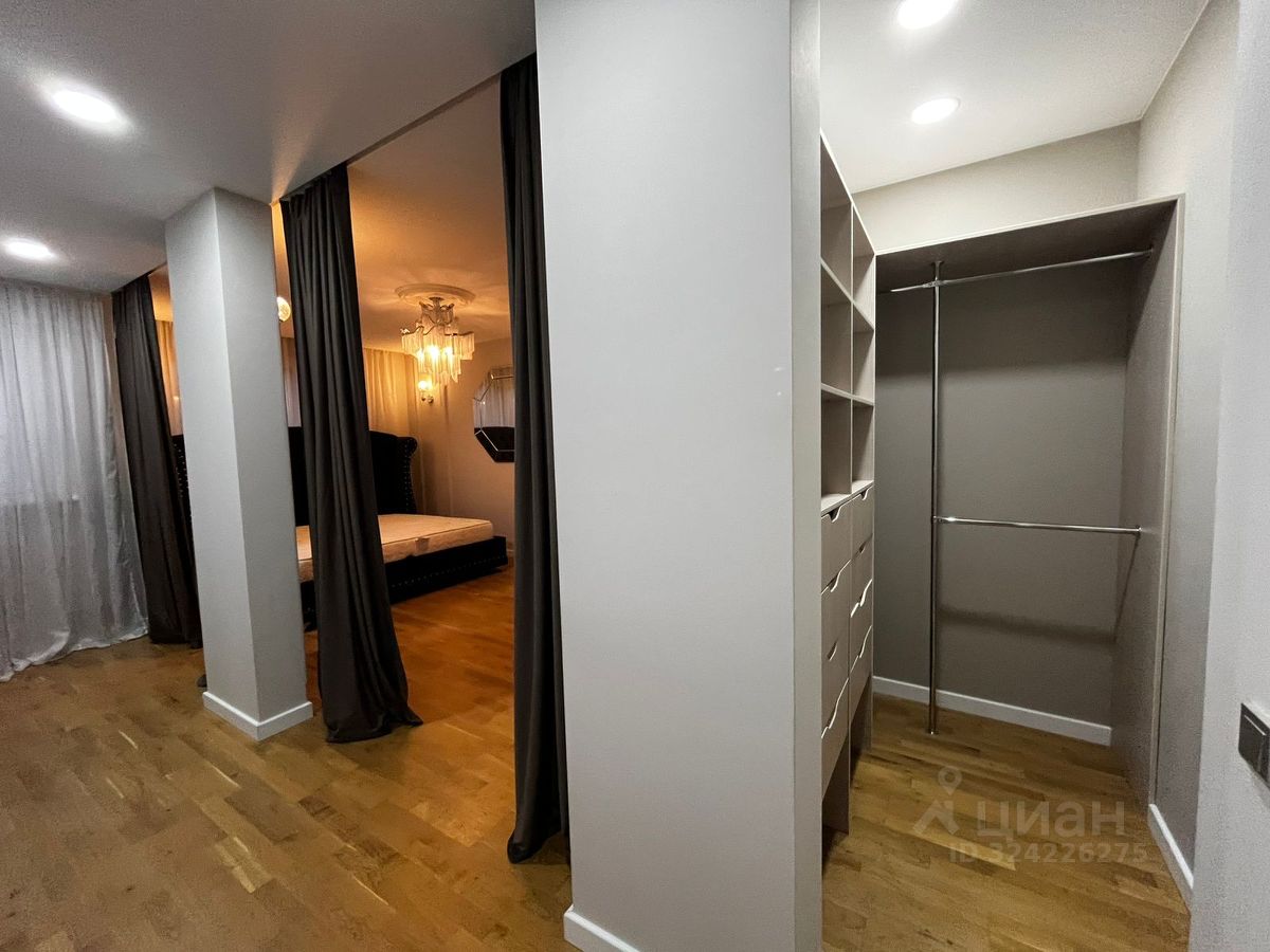 Продажа 2-комн квартиры на вторичном рынке д. Глухово, улица Рублевское Предместье, 30