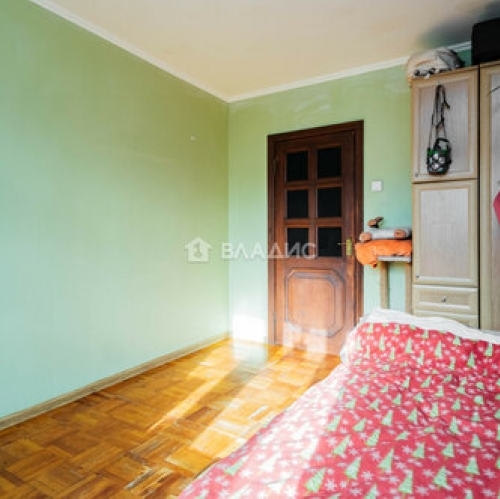 2-комн квартира улица Маршала Казакова,  д. 38 к1