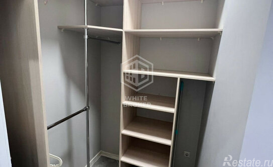 Продажа 2-комн квартиры на вторичном рынке Холмогорская улица,  д. 2 к3
