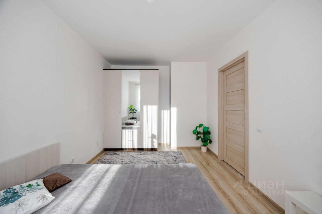 Аренда 1-комн квартиры на вторичном рынке Мурино, улица Шоссе в Лаврики, 68к3