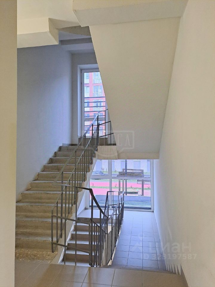 Продажа 2-комн квартиры на вторичном рынке улица Медовая Долина, 1к1