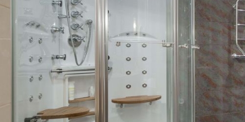 4-комн квартира 13-я Васильевского острова линия, 42