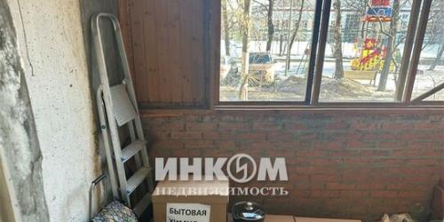 3-комн квартира улица Чечулина,  д. 26