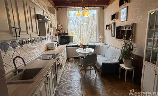 Продажа 3-комн квартиры на вторичном рынке Афанасьевский Б. пер,  д. 11-13