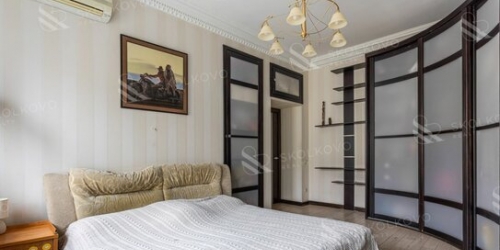 4-комн квартира ул Земляной Вал,  д. 25