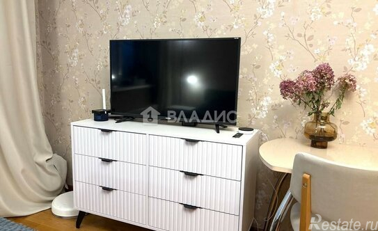 Продажа 1-комн квартиры на вторичном рынке Соловьиный проезд,  д. 1