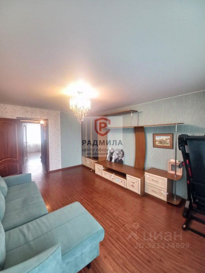 Продажа 3-комн квартиры на вторичном рынке Пересвет, улица Чкалова, 5