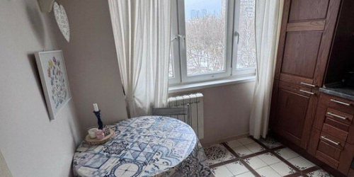 2-комн квартира ул Нежинская,  д. 19,  к. 1
