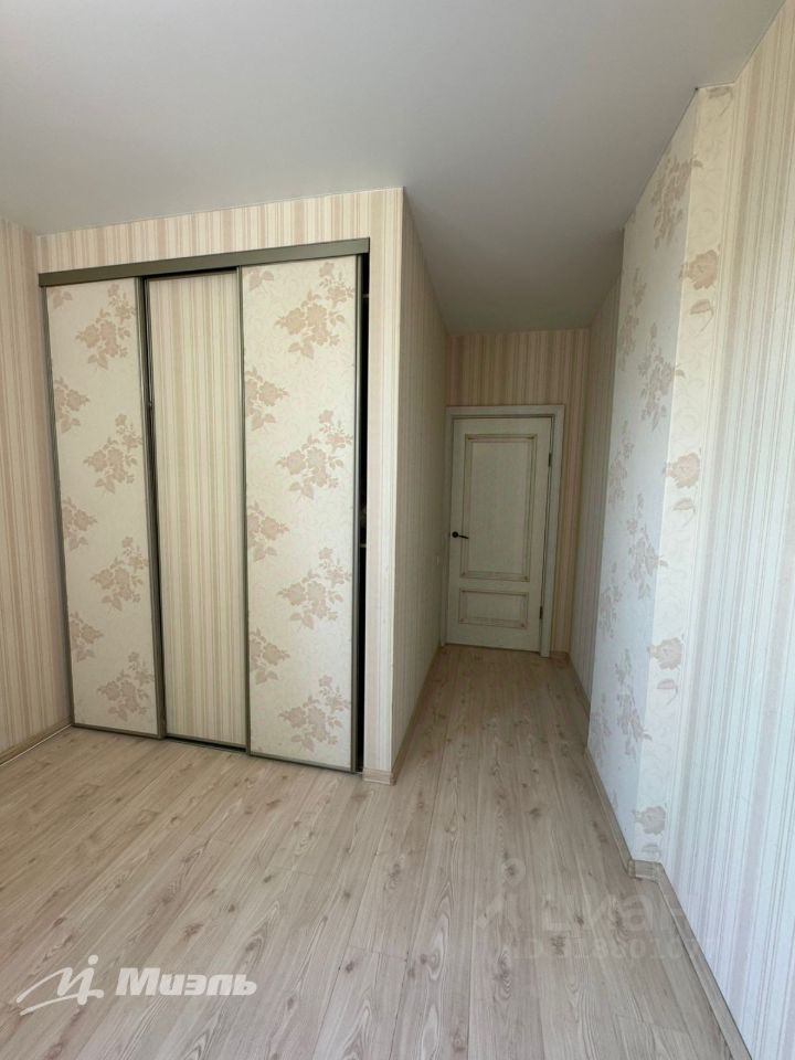 Продажа 2-комн квартиры на вторичном рынке Химки, Ленинский проспект, 1к2