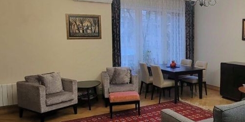 3-комн квартира улица Серегина, 3