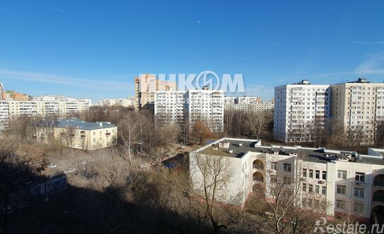 Продажа 2-комн квартиры на вторичном рынке Зеленый пр-кт,  д. 44