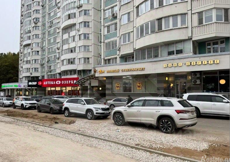 Продажа торгового помещения Миклухо-Маклая ул,  д. 43