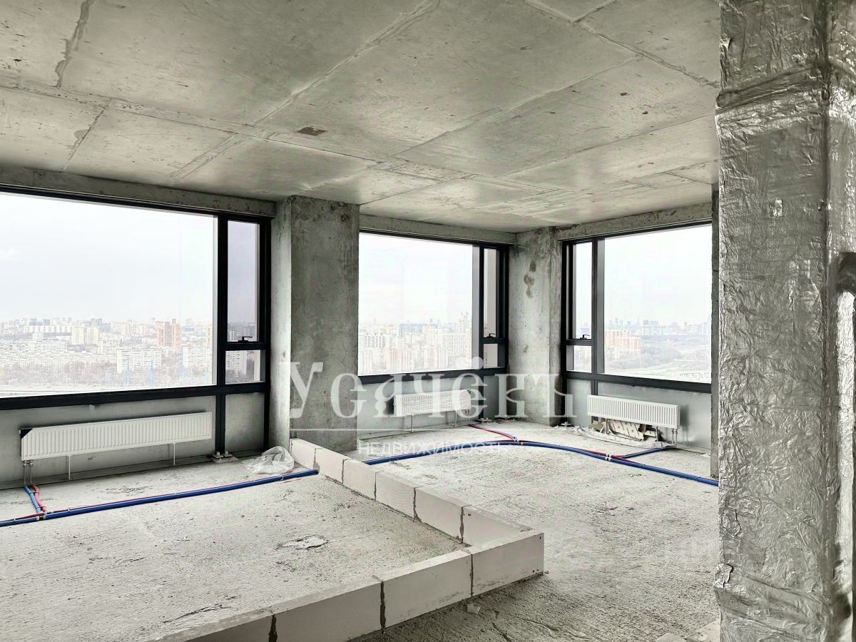 Продажа 4-комн квартиры на вторичном рынке Мичуринский проспект, 56