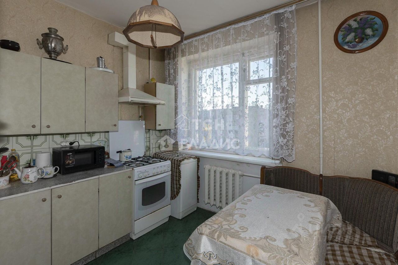 Продажа 3-комн квартиры на вторичном рынке Юбилейный мкр, улица Парковая
