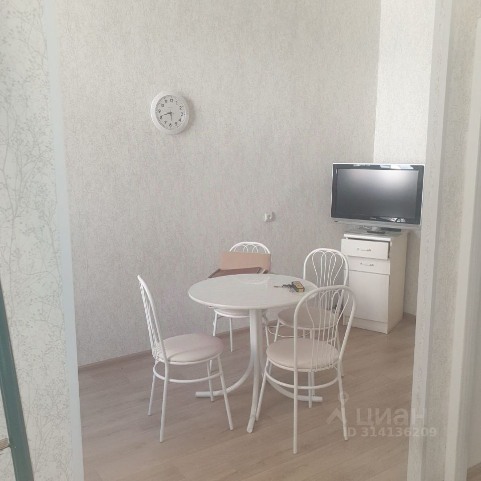 Продажа 2-комн квартиры на вторичном рынке проспект Малый Петроградской стороны, 57