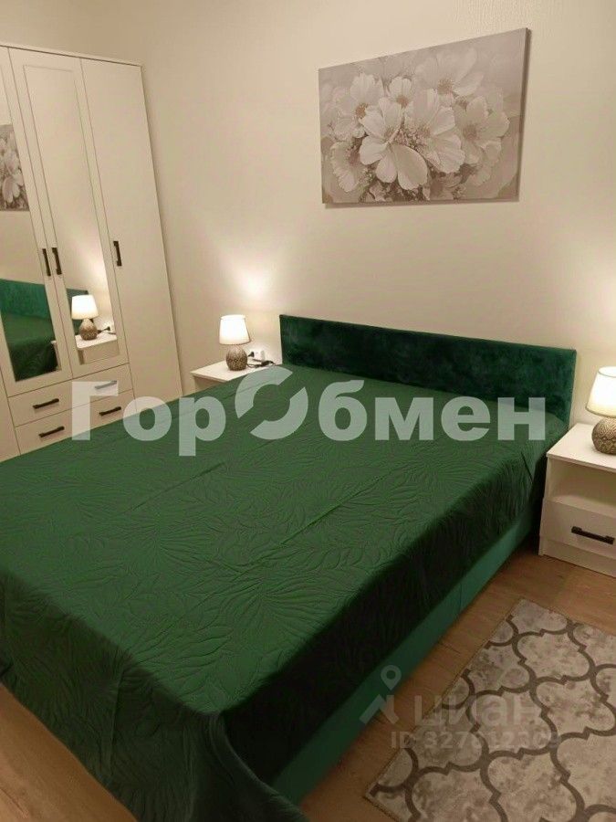 Аренда 2-комн квартиры на вторичном рынке улица 3-я Нововатутинская, 15к2