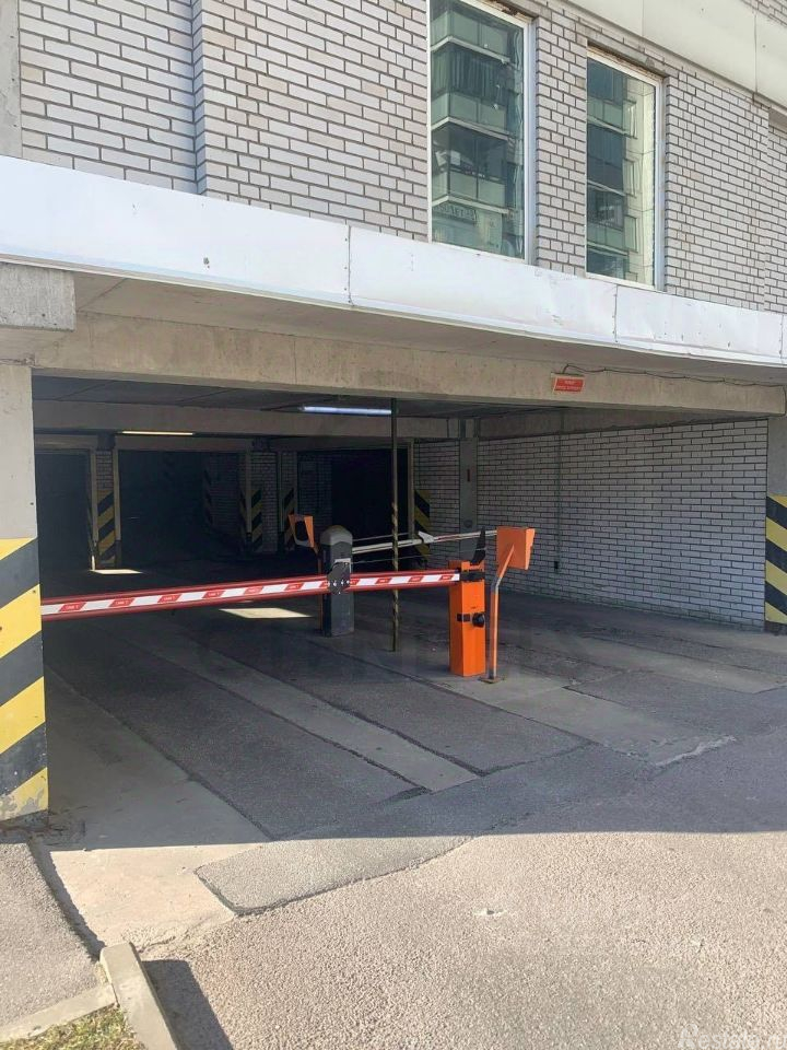 Продажа гаража улица Композиторов,  д. 12 литБ