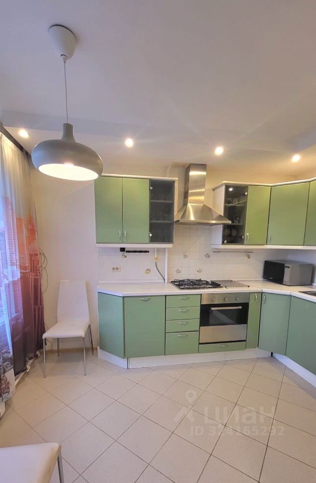 Продажа 2-комн квартиры на вторичном рынке Северный ао, улица 8 Марта, 8к2