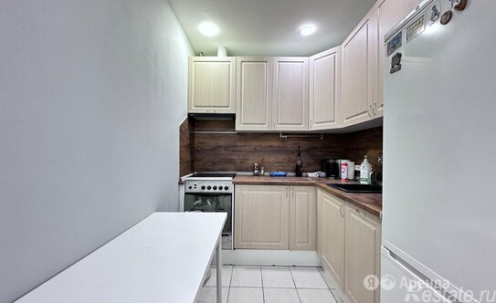 Аренда 2-комн квартиры на вторичном рынке Колокольная улица,  д. 5