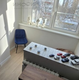 Продажа 1-комн квартиры на вторичном рынке Андропова пр-кт,  д. 19