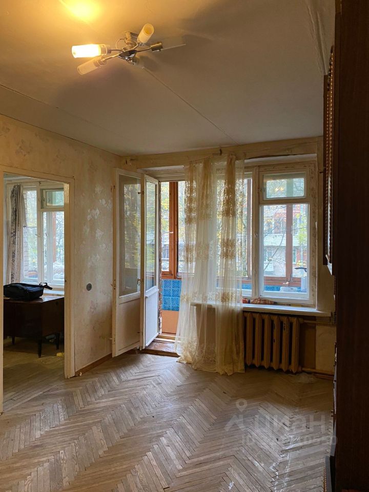 Продажа 2-комн квартиры на вторичном рынке Пушкин, Артиллерийская улица, 6