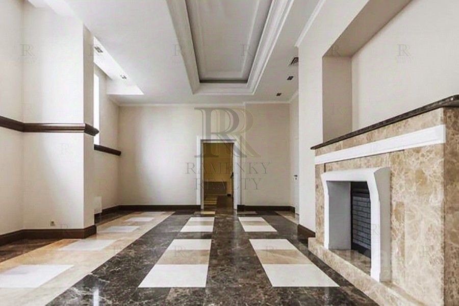 Продажа 4-комн квартиры на вторичном рынке Давыдковская улица, 18