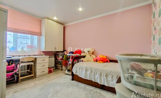 Продажа 3-комн квартиры на вторичном рынке Холодово, Коммунистическая улица,  д. 26