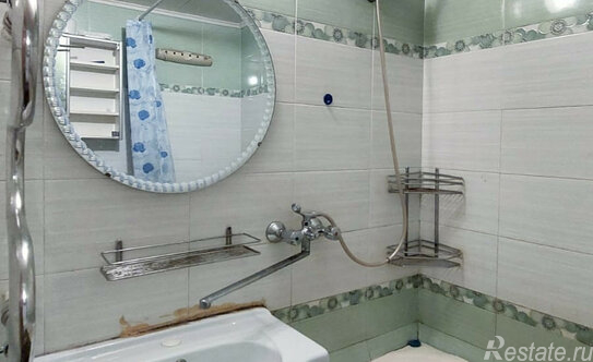 Продажа 3-комн квартиры на вторичном рынке Комендантский пр-кт,  д. 40,  к. 2