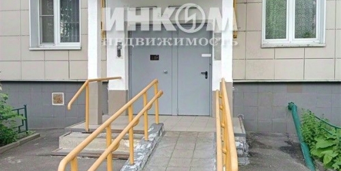 3-комн квартира Стройковская улица,  д. 10