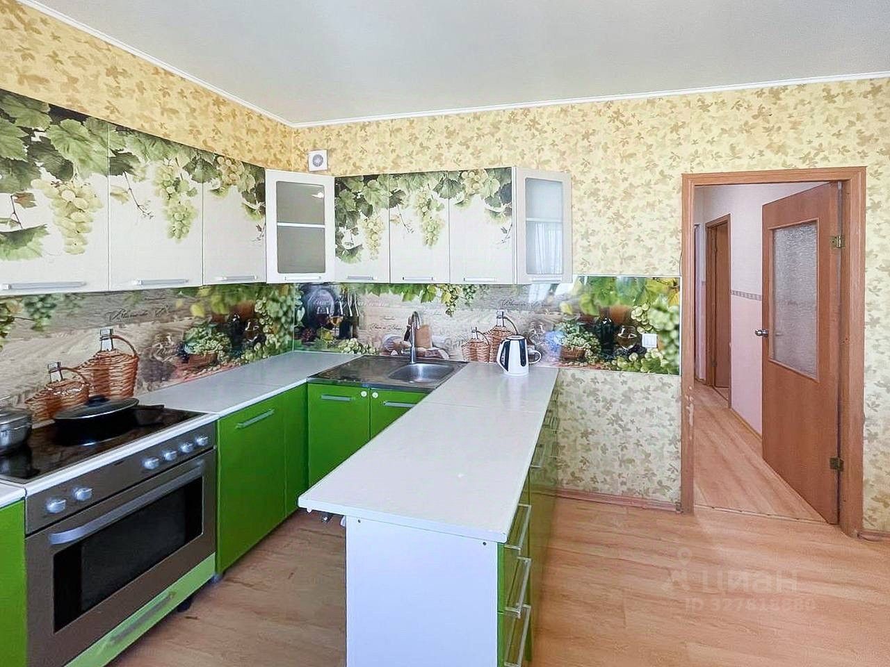 Продажа 3-комн квартиры на вторичном рынке Красное Село, Красногородская улица, 5к2