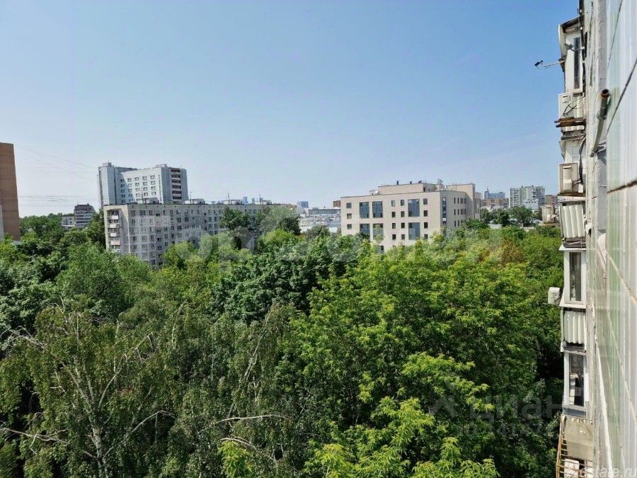 Продажа 1-комн квартиры на вторичном рынке Лазаревский пер,  д. 4