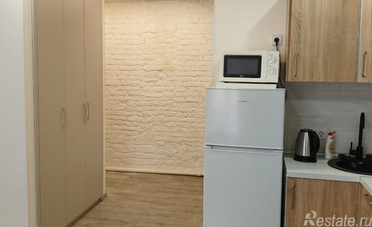 Продажа 2-комн квартиры на вторичном рынке Московская Б. ул