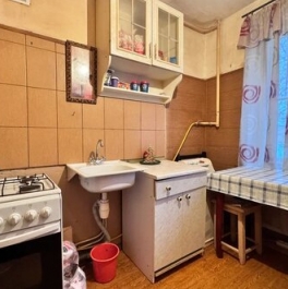 Продажа 1-комн квартиры на вторичном рынке Комсомольская 2-я ул,  д. 27,  к. 1