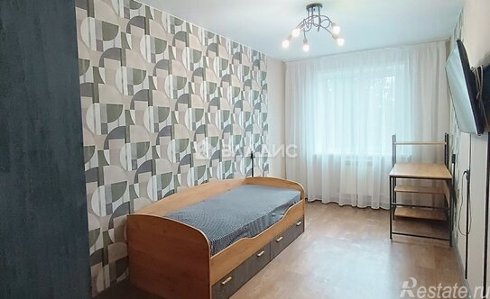 Продажа 3-комн квартиры на вторичном рынке Коломна, улица Гагарина,  д. 17