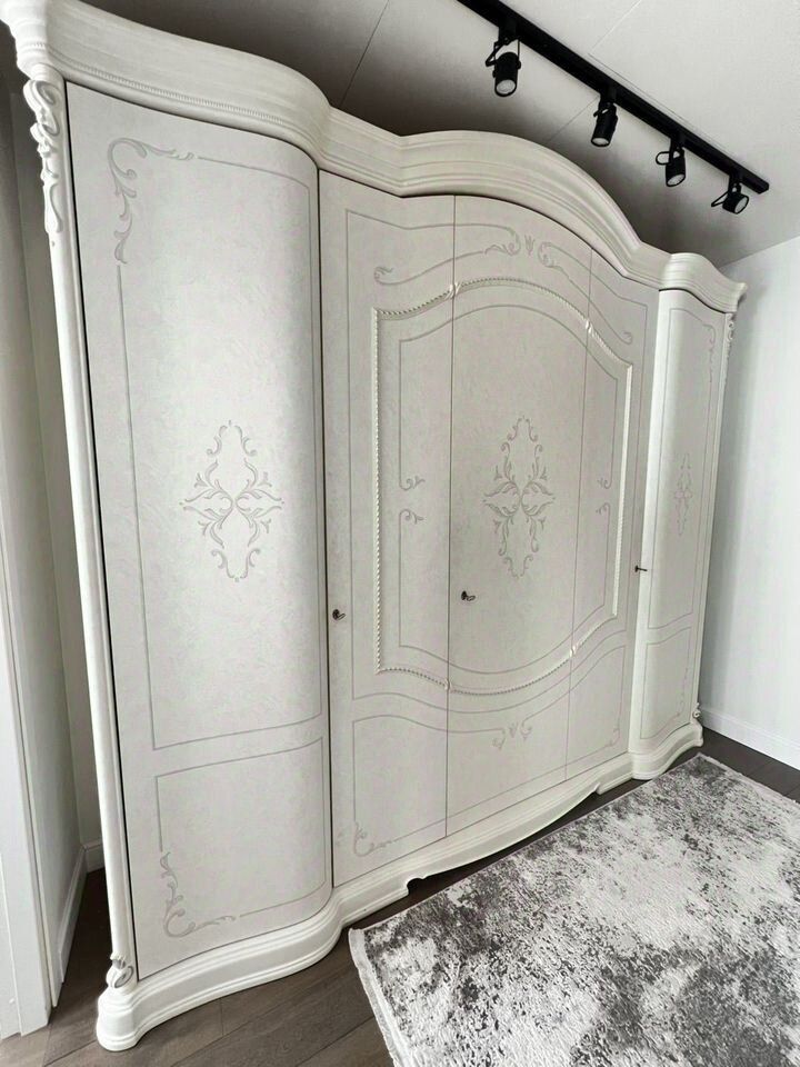 Продажа 2-комн квартиры на вторичном рынке д. Новинки, бульвар Павловский, 1/1