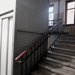 Продажа 1-комн квартиры на вторичном рынке Плуталова улица,  д. 18