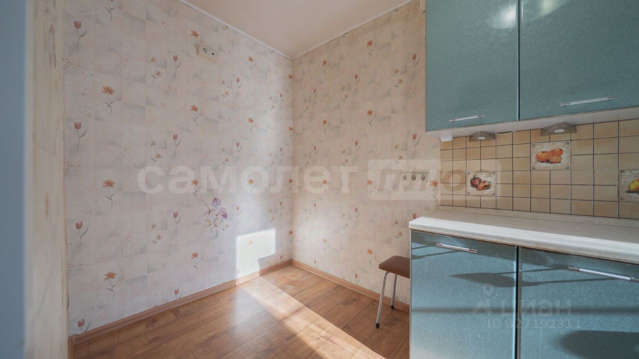 Продажа 3-комн квартиры на вторичном рынке пос. Новый Городок, 1