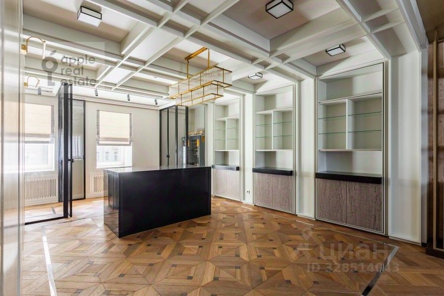 Продажа 5-комн квартиры на вторичном рынке Лаврушинский переулок, 17С4