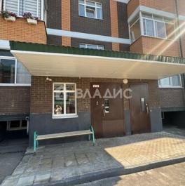 Продажа 2-комн квартиры на вторичном рынке Ракитки ш,  д. 1 к3