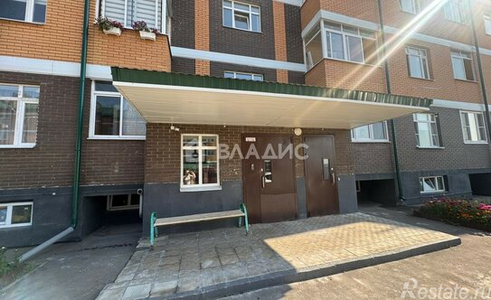 Продажа 2-комн квартиры на вторичном рынке Ракитки ш,  д. 1 к3