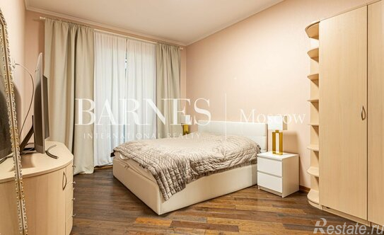 Продажа 5-комн квартиры на вторичном рынке улица Шишкина,  д. 10