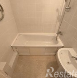 Продажа 2-комн квартиры на вторичном рынке улица Артюхиной,  д. 28А